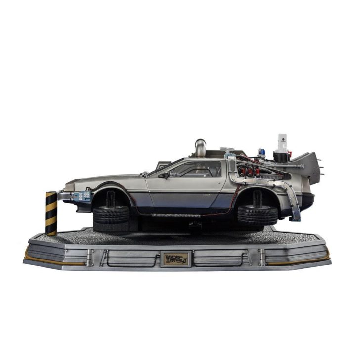 BTTF 2 - Retour vers le Futur II Statuette 1/10 Art Scale DeLorean